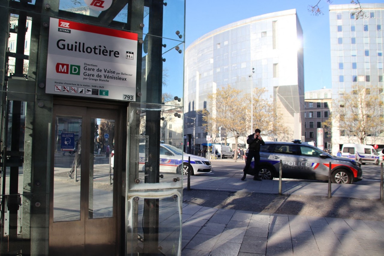 Lyon. Un homme dangereux et menaçant dans le tramway : la police intervient d'urgence