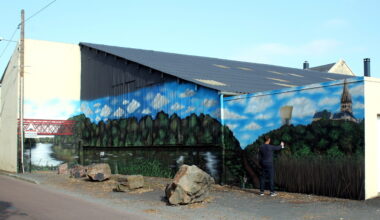 Près de Caen, la peinture de Lord décore les murs, dedans, dehors