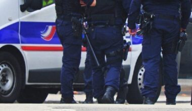 À Paris, le lendemain d’une soirée arrosée se termine en pugilat entre militaires et policiers