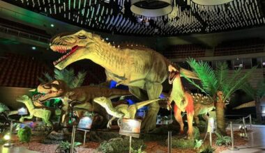 Des dinosaures géants débarquent près de Bordeaux pour une exposition spectaculaire