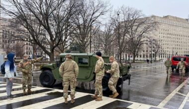 Deux militaires «grièvement blessés» par des tirs à Washington à proximité de la Maison-Blanche, un suspect arrêté