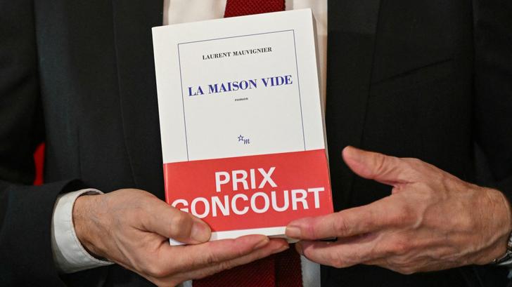 « La maison vide » de Laurent Mauvignier, prix Goncourt 2025.