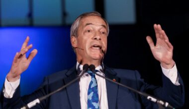 Nigel Farage nie avoir tenu des propos racistes et antisémites quand il était collégien