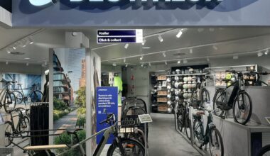 Fermeture d'un Decathlon emblématique, une première boutique pour Xiaomi... L’info à midi en Île-de-France