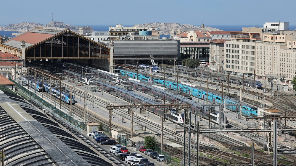 intervention terminée, des retards et suppressions "à prévoir"
