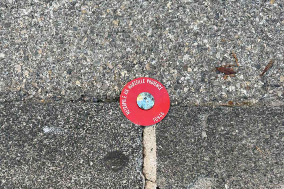 Des traces des relevés effectués sur l'avenue Joseph Vidal.