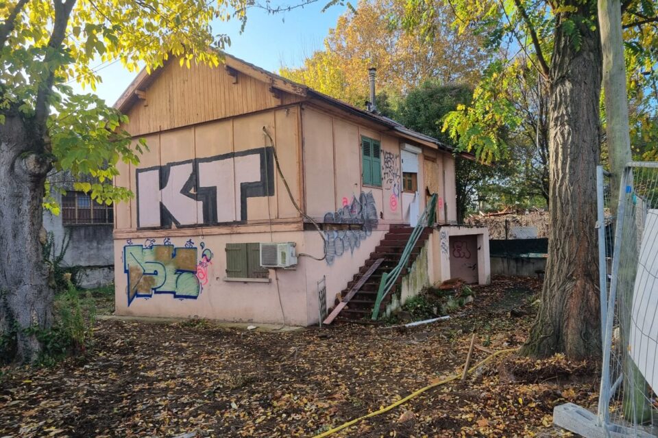 Quatre chalets doivent être détruits, il en restera alors trois.