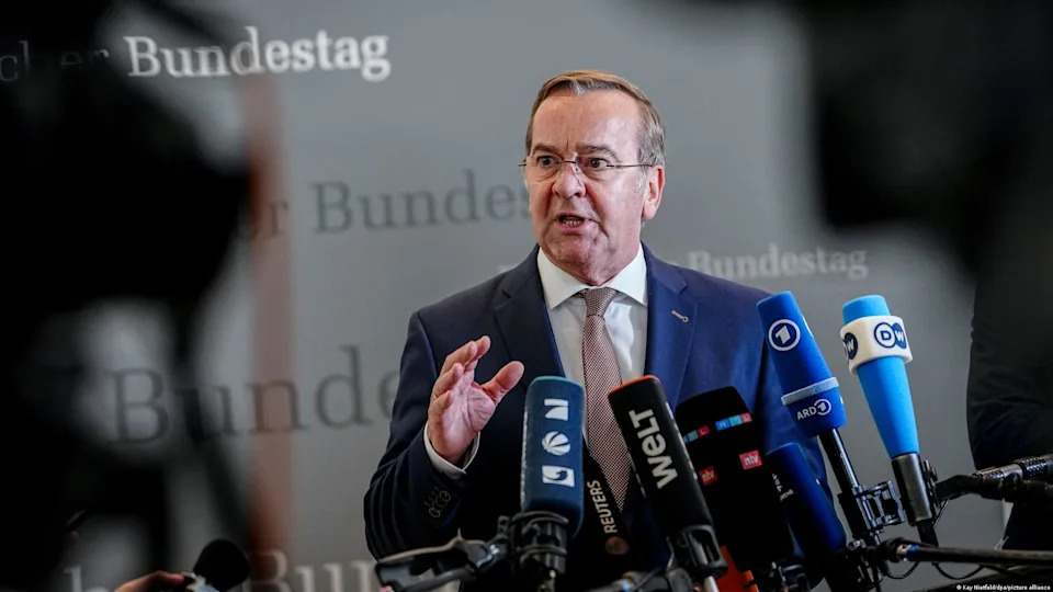 Le ministre de la Défense mise toujours sur le volontariat pour ce qui concerne le service militaire<span class="copyright">Kay Nietfeld/dpa/picture alliance</span>