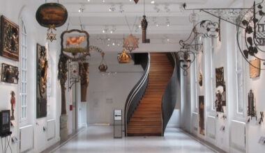 Ce lieu unique construit comme une rue imaginaire est un voyage dans le temps à la découverte du vieux Paris