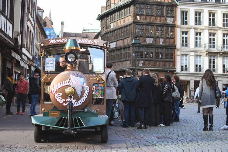 place de la cathédrale marrons chauds