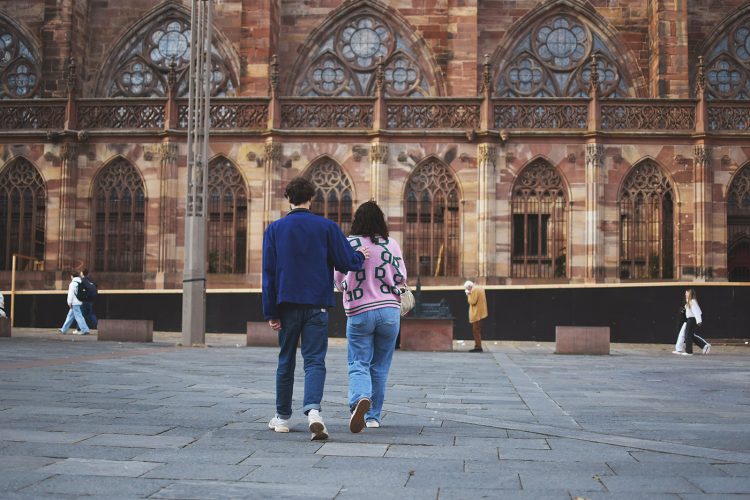 Cathédrale couple amoureux