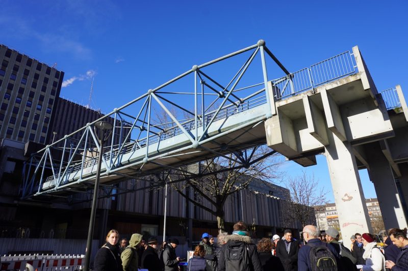 Sébastopol halles place clément passerelle