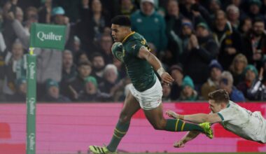 Plombée par cinq exclusions, l'Irlande débordée par l'Afrique du Sud à Dublin