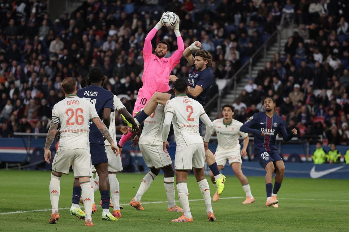 l’OGC Nice affronte Fribourg ce jeudi