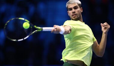 Carlos Alcaraz joue « un très très bon tennis » depuis qu'il est assuré de terminer l'année à la place de n°1 mondial : « La pression s'est envolée » - L'Équipe