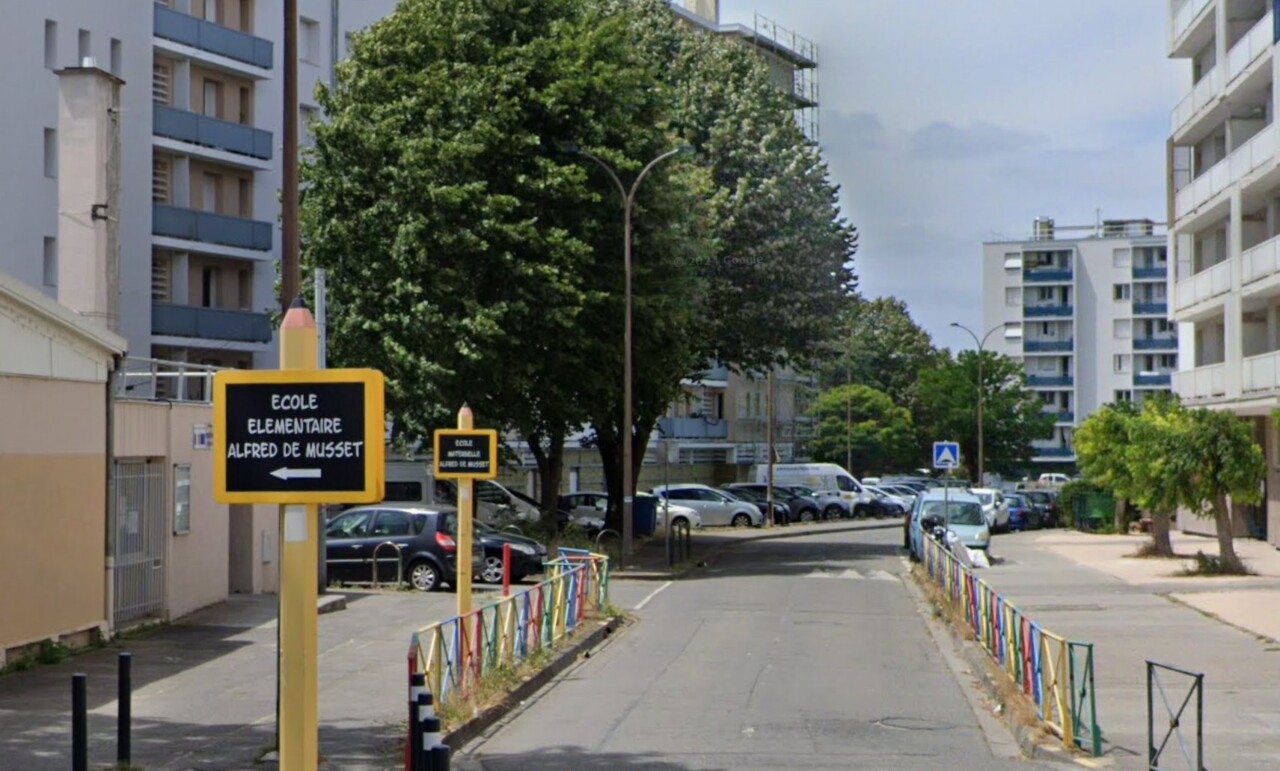 un rassemblement organisé en protestation