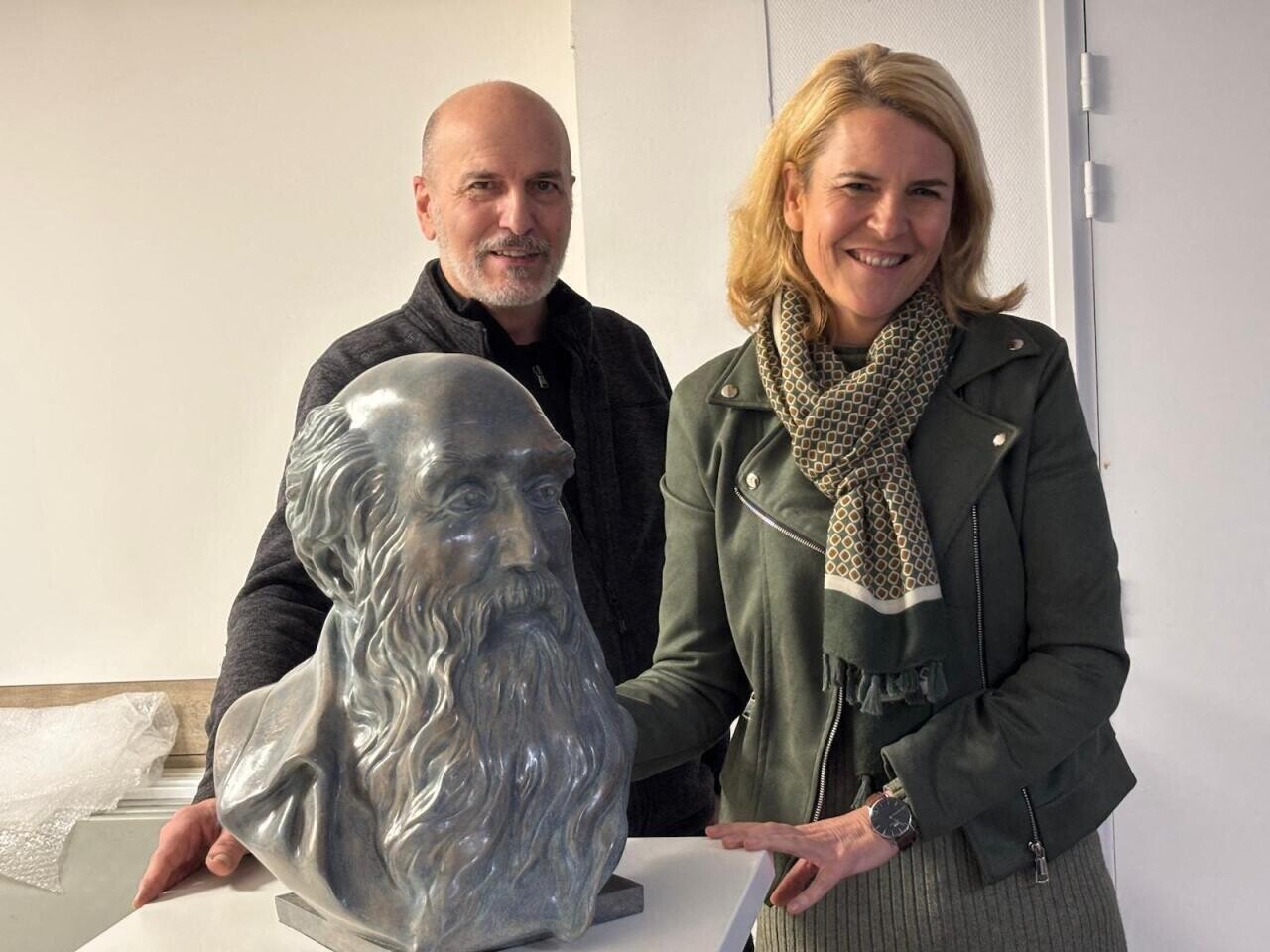 Un buste hommage à Camille Pissarro offert à cette ville du Val-d'Oise