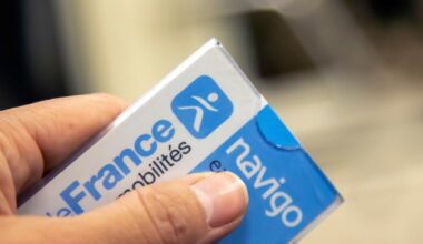 le passe Navigo mensuel devrait augmenter de 2 euros à 90,80 euros en 2026