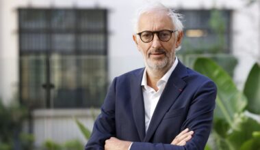 "J'ai décidé de me retirer" de la campagne, annonce Frédéric Collart (DVD)