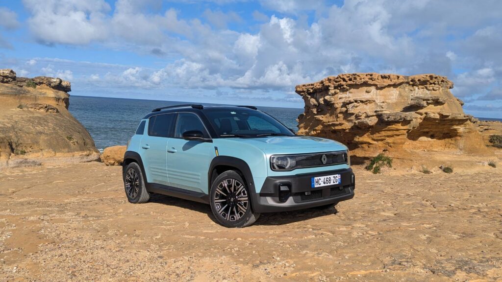 Essai de la Renault 4 e-tech  // Source : Raphaelle Baut pour Numerama