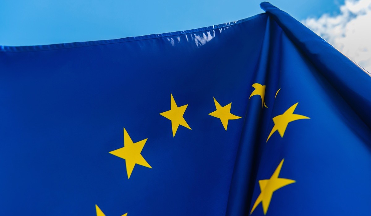 L'Europe attire les géants de l'IA : Google et Microsoft misent des milliards