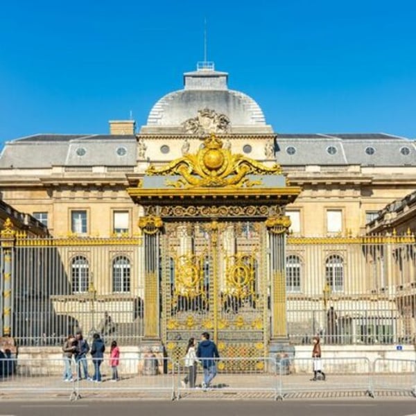 La demande de suspension de la plateforme Shein en France examinée par le tribunal de Paris le 26 novembre