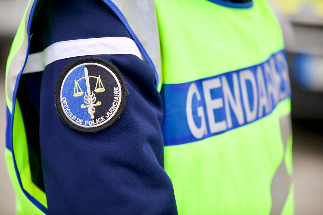 Un couple de trentenaires retrouvé mort dans une villa près de Grenoble, la piste d’un féminicide suivi d’un suicide privilégiée