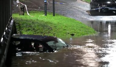 Rues inondées, 4x4 englouti par les eaux... La tempête Claudia frappe le Royaume-Uni