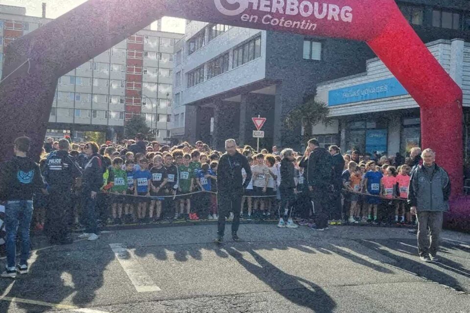 Les « gamins » et les « gamines » sur la ligne de départ.