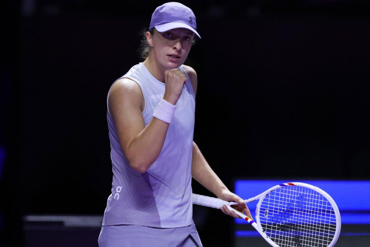Iga Swiatek expéditive face à Madison Keys dans les WTA Finals, Elena Rybakina également victorieuse - L'Équipe