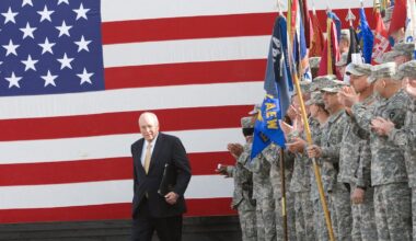 Dick Cheney, une vie marquée par l’apogée et le crépuscule du néoconservatisme