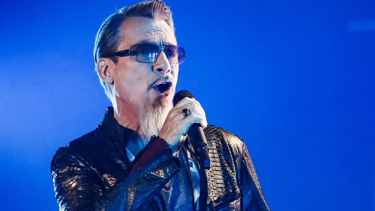 "Ça a duré une minute et..."