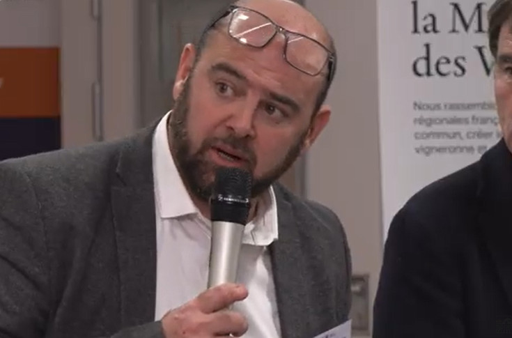 "100 millions €/an dans la communication des vins italiens. En France, on est à 40 millions, on est vraiment à la ramasse."