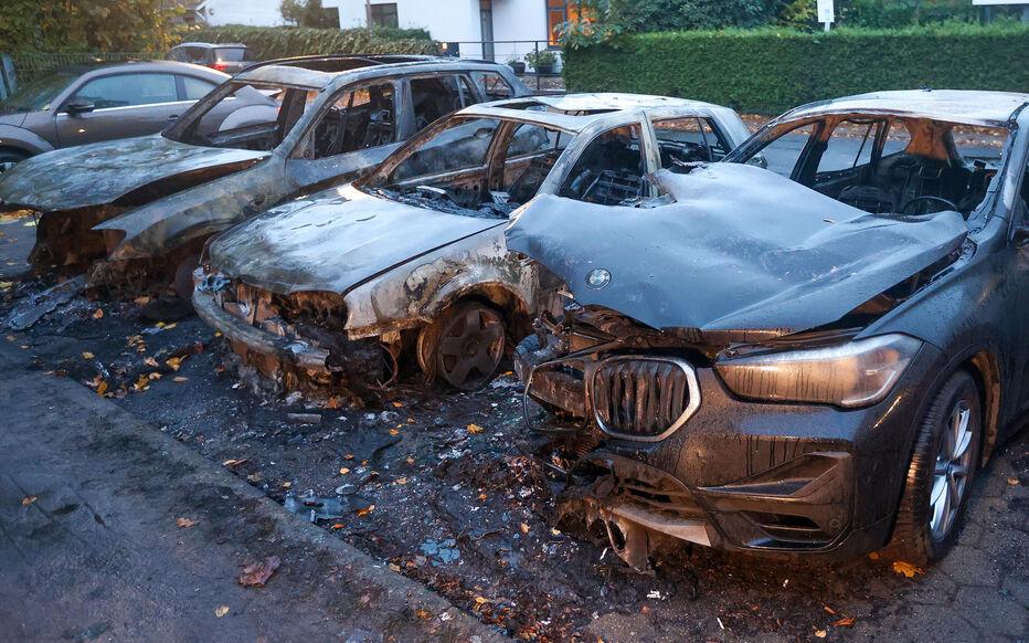 Attaque incendiaire contre la voiture du président du groupe parlementaire de l’AfD – 🔴 Info Libertaire