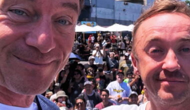 "Tellement fier"… Jason Isaacs (Lucius) soutient Tom Felton (Drago) pour son retour dans la saga