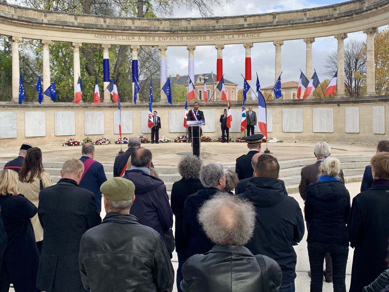 dix ans après les attentats du 13 novembre, "Nous sommes toujours debout"