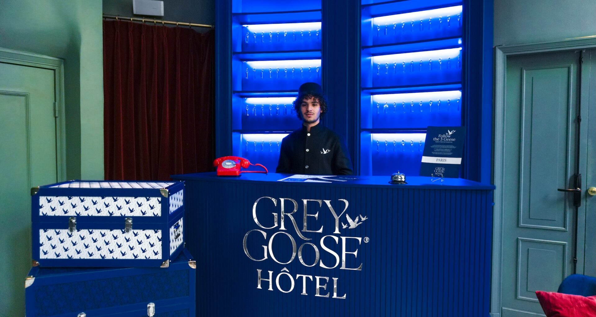 De nouvelles couleurs (éphémères) pour l’hôtel Hoxton