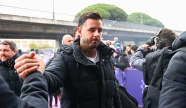 il est finalement suspendu pour "comportement blessant"