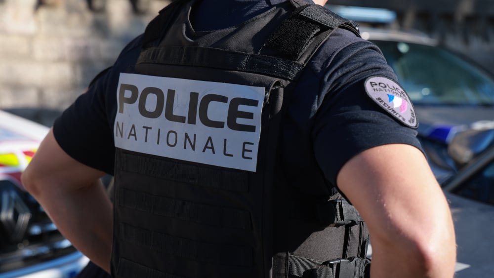 Un automobiliste consomme du protoxyde d'azote sous le nez d'un policier à Marseille