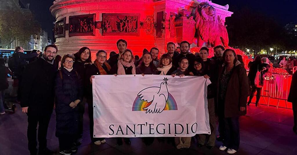 "Le monde a besoin de fraternité : la violence n’est jamais une solution." A Paris, la commémoration des attentats du 13 novembre 2015 - NEWS