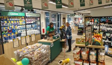 le mastodonte des magasins pour animaux Maxi Zoo débarque en force à Paris