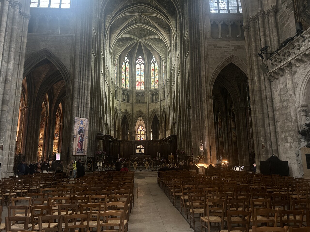 Trois mineurs interpellés après avoir crié “Allah Akbar” dans la cathédrale Saint-André de Bordeaux