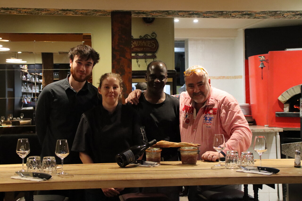 À Rouen, ce nouveau restaurant veut retrouver l'ADN de la viande au feu de bois « sans chichi »