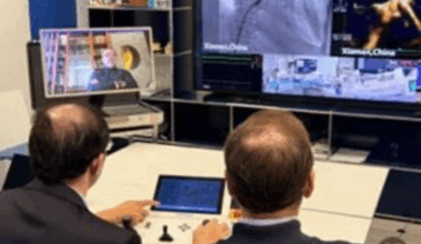 Une équipe de CHU de Bordeaux opère un patient à plus de 10 000 km : une première mondiale