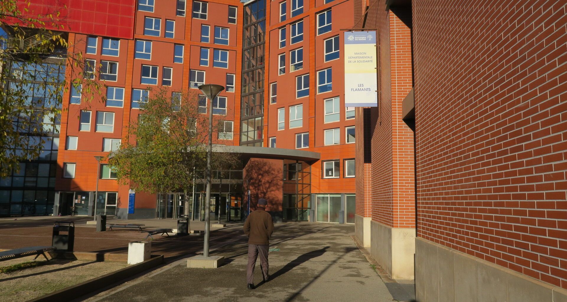 Face au trafic, les agentes sociales des Flamants attendent des actes du département