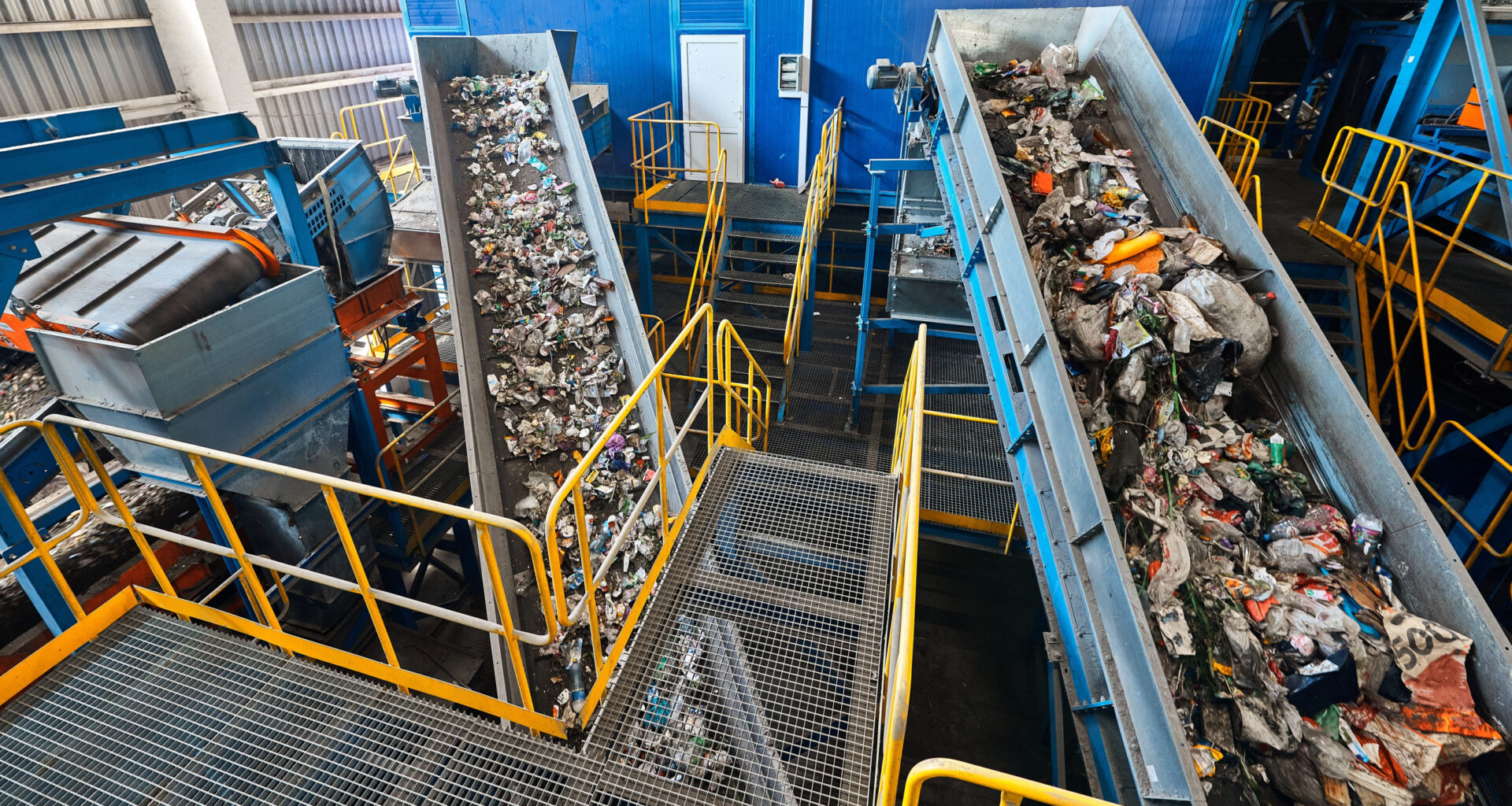 © Shutterstock - Les Franciliens ont trié 47,5 kg de déchets en 2024. Si le plastique progresse, le verre reste à la traîne. Collectivités et innovations tentent d’inverser la tendance.