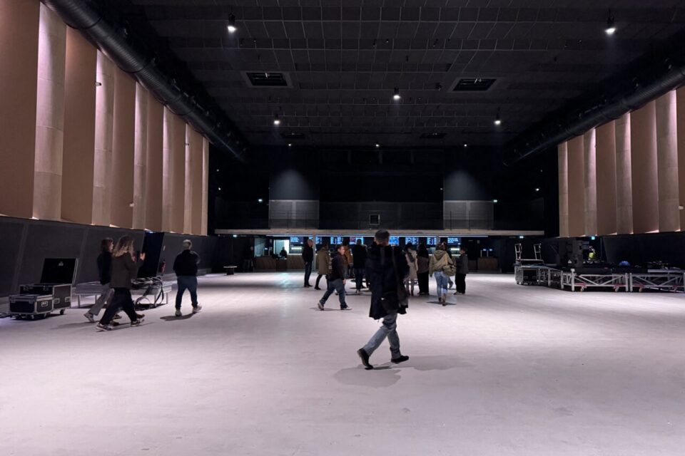 C'est ici, au cœur même de la salle de spectacle, que le catwalk sous forme de U sera installé.