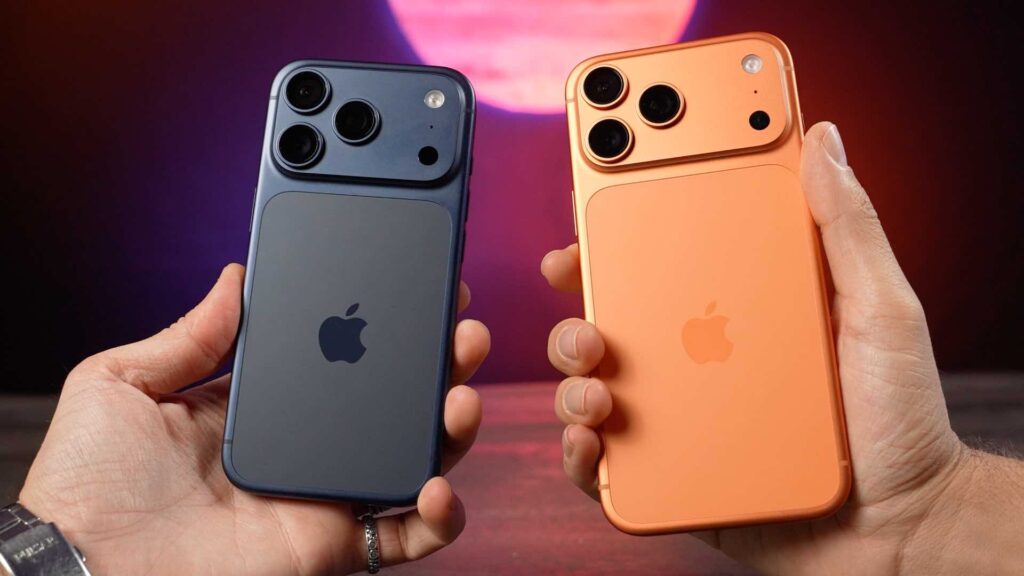 Les iPhone 17 Pro et iPhone 17 Pro Max // Source : Alfred Tertrais - Numerama