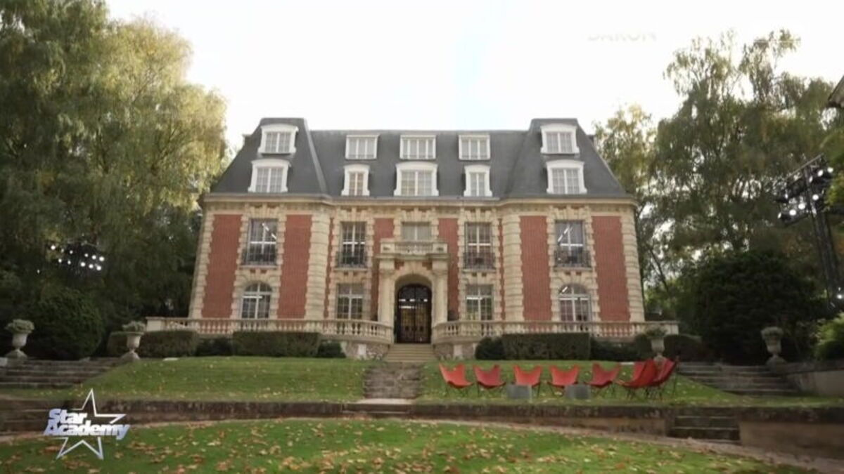 Une ancienne élève de la Star Academy balance sur les conditions de tournage au château