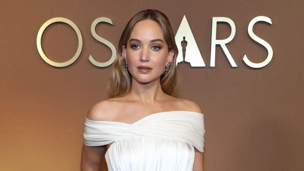 "Ce sont mes fesses", son message culotté en pleine polémique